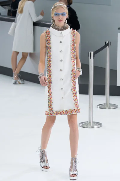 Look 65